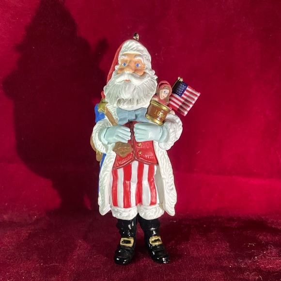 HALLMARK KEEPSAKE ORNAMENT 1996 - Picture 6 of 8